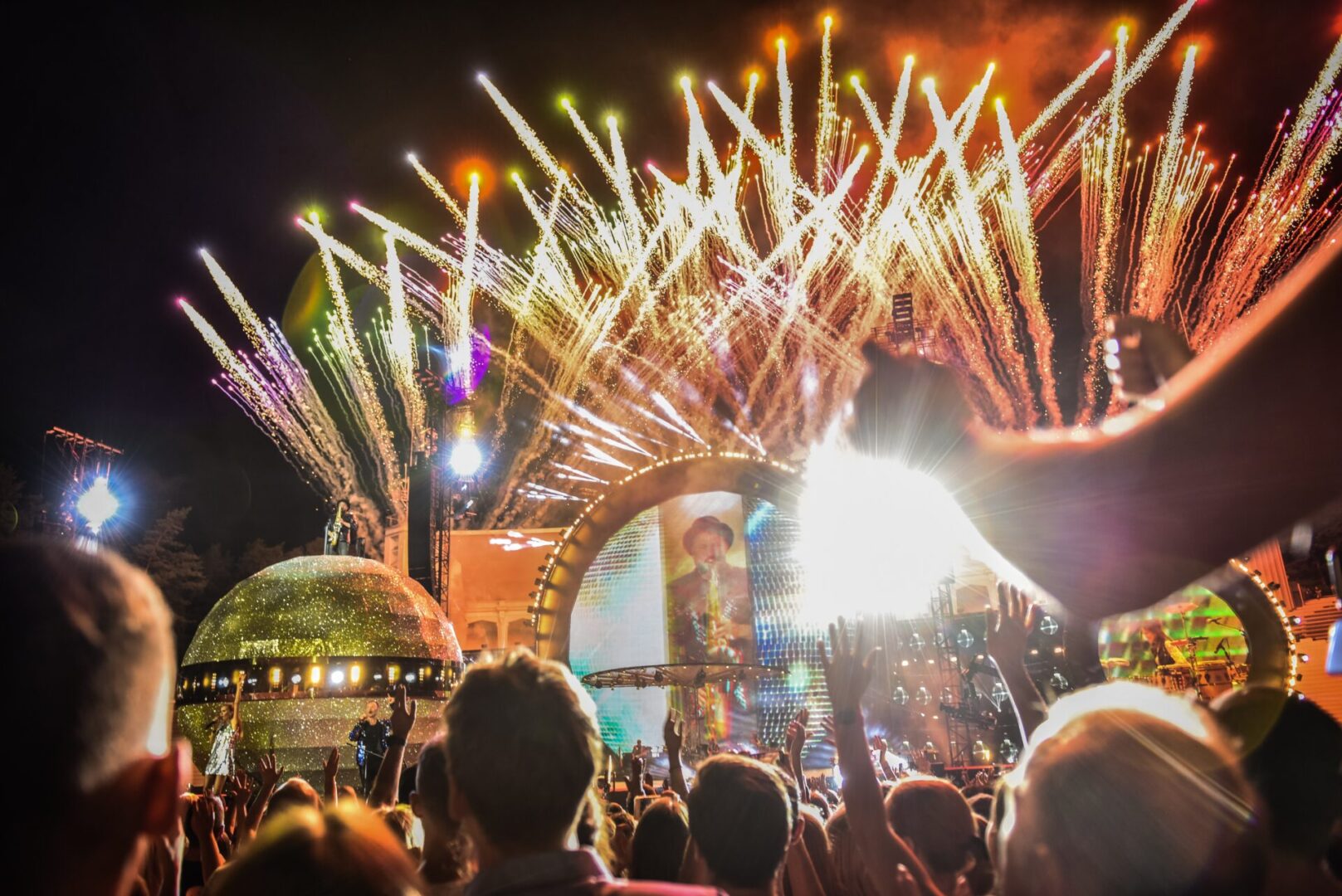 Concert show performance of the most popular music 2024 12 07 12 28 48 utc